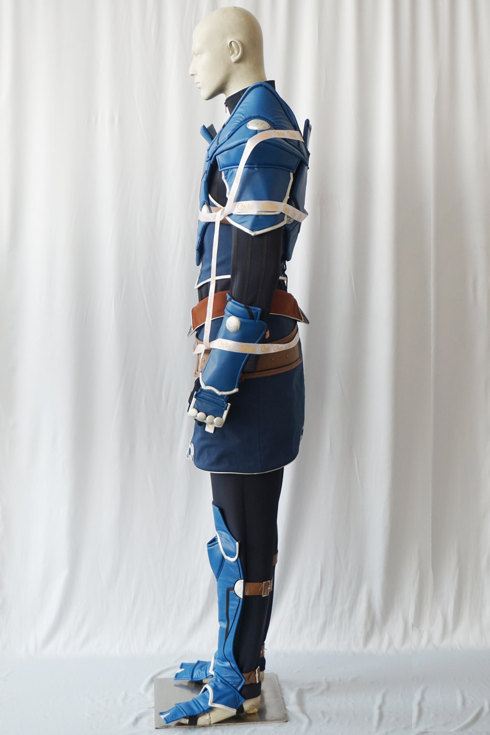 ALM Blue Knight Armor Cosplay Costume From Yinocosplay.com